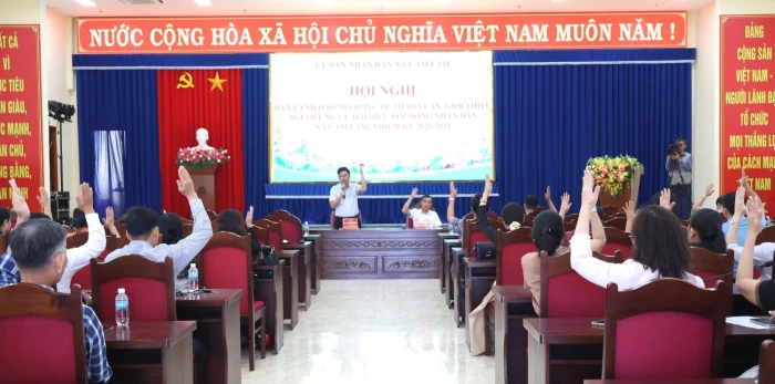 Hội nghị Ban lãnh đạo mở rộng thảo luận, giới thiệu người ứng cử đại biểu HĐND xã Cam Lâm nhiệm kỳ 2026 - 2031