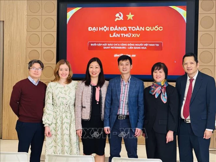 Chính quyền thành phố Saint Petersburg (Nga) tổ chức hội thảo về kết quả Đại hội XIV