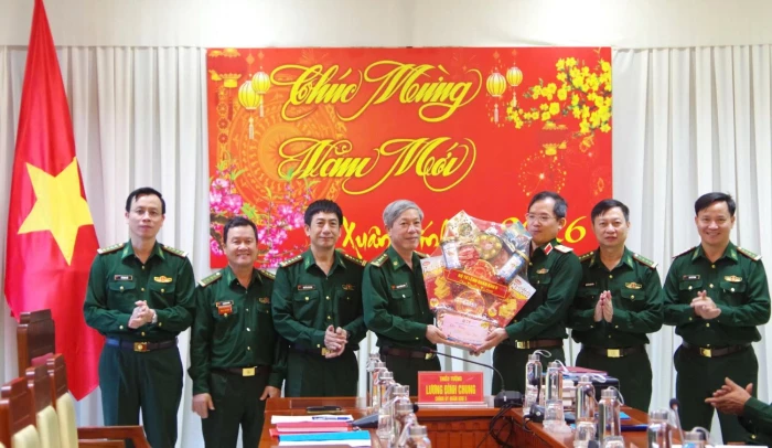 Bộ Tư lệnh Quân khu 5 thăm, kiểm tra và chúc Tết Bộ đội Biên phòng tỉnh Khánh Hòa