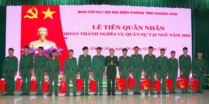 Bộ đội Biên phòng tỉnh Khánh Hòa tiễn 167 quân nhân hoàn thành nghĩa vụ quân sự trở về địa phương