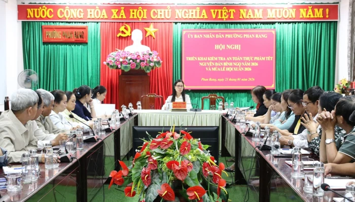 Phường Phan Rang triển khai kiểm tra an toàn thực phẩm Tết Nguyên đán Bính Ngọ