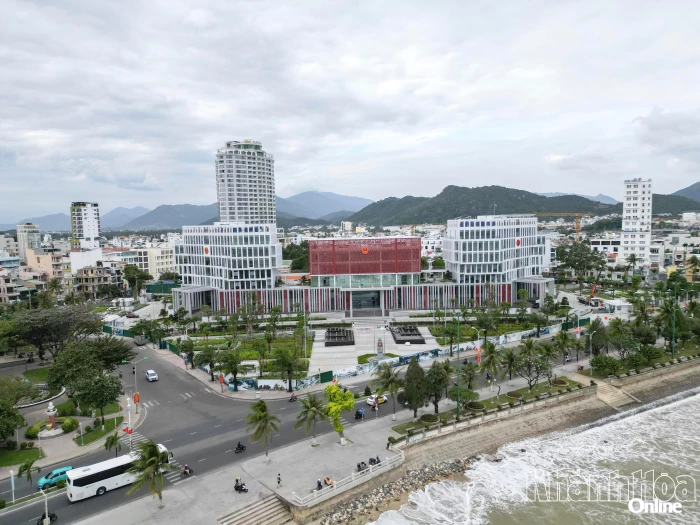 Trụ sở làm việc mới của Tỉnh ủy, Đoàn Đại biểu Quốc hội và HĐND, UBND tỉnh Khánh Hòa trước ngày khánh thành