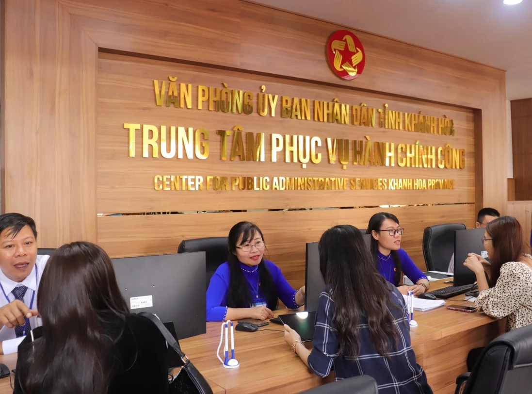 Trung tâm Phục vụ hành chính công tỉnh Khánh Hòa.
