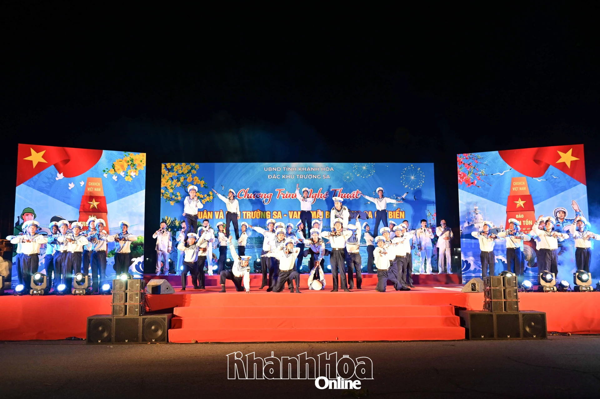 Tiết mục văn nghệ tại chương trình nghệ thuật.