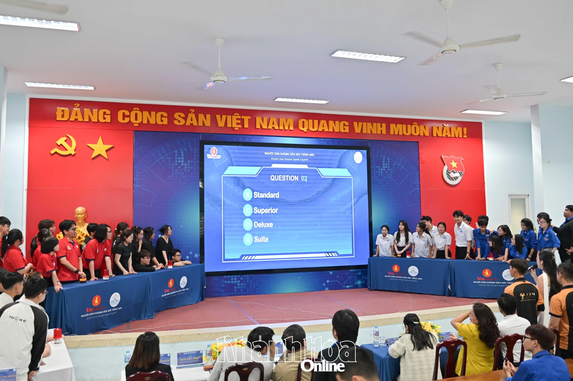 Các đội tham gia thi Vòng đối đầu.