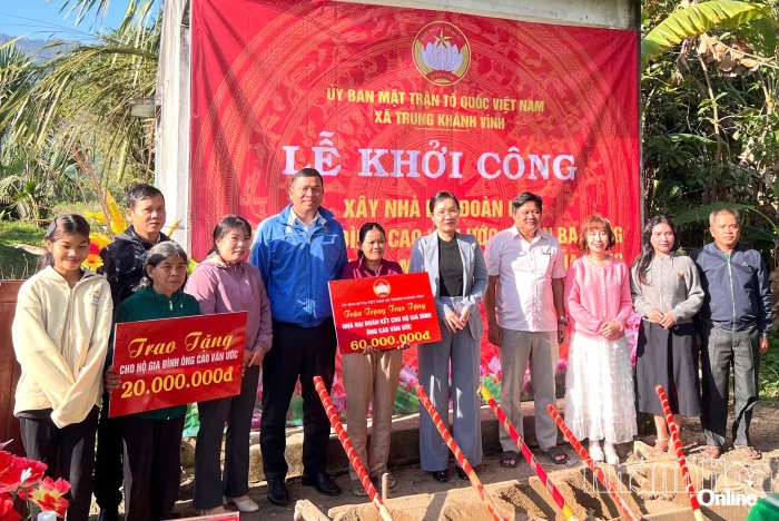 Mặt trận xã Trung Khánh Vĩnh khởi công xây dựng nhà Đại đoàn kết cho hộ khó khăn