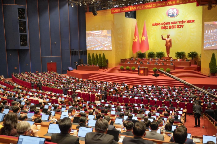 Đổi mới tư duy và hành động, tạo đột phá phát triển đất nước