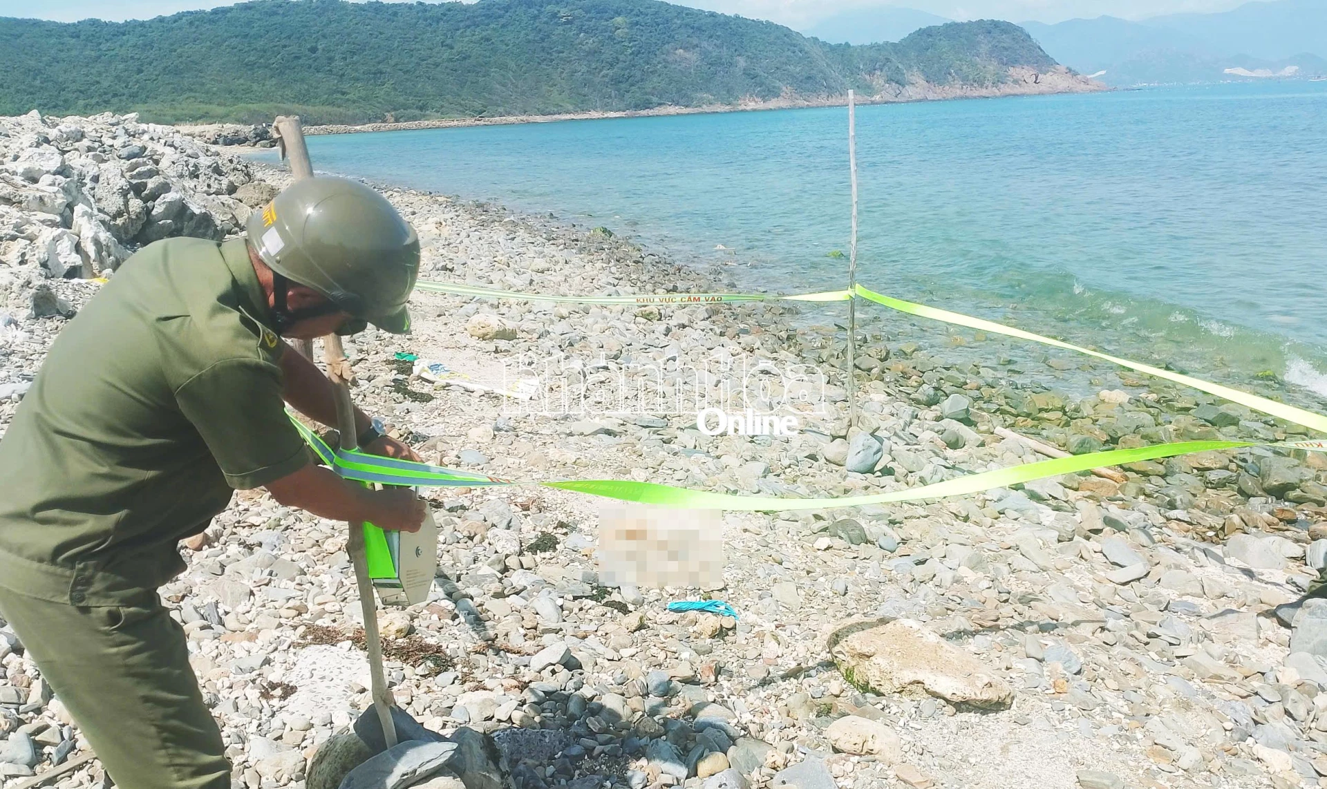 
Lực lượng chức năng phong tỏa hiện trường để điều tra.
