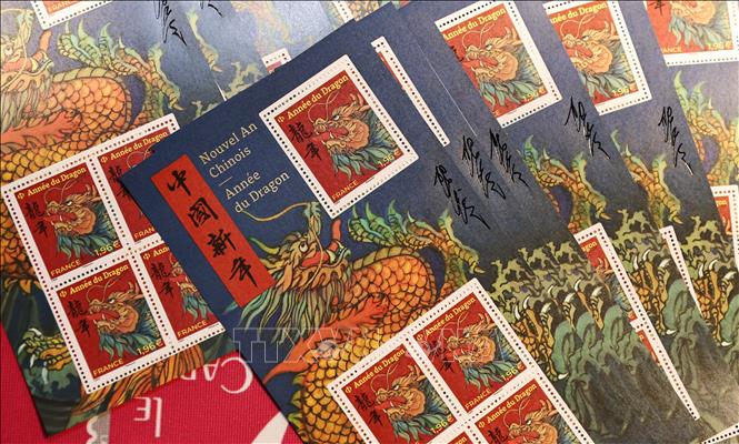 Pháp phát hành bộ tem Rồng