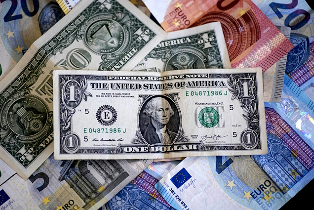 Tỷ giá USD hôm nay (25-2): Đồng USD xác lập đà giảm sau chuỗi tăng tuần liên tiếp