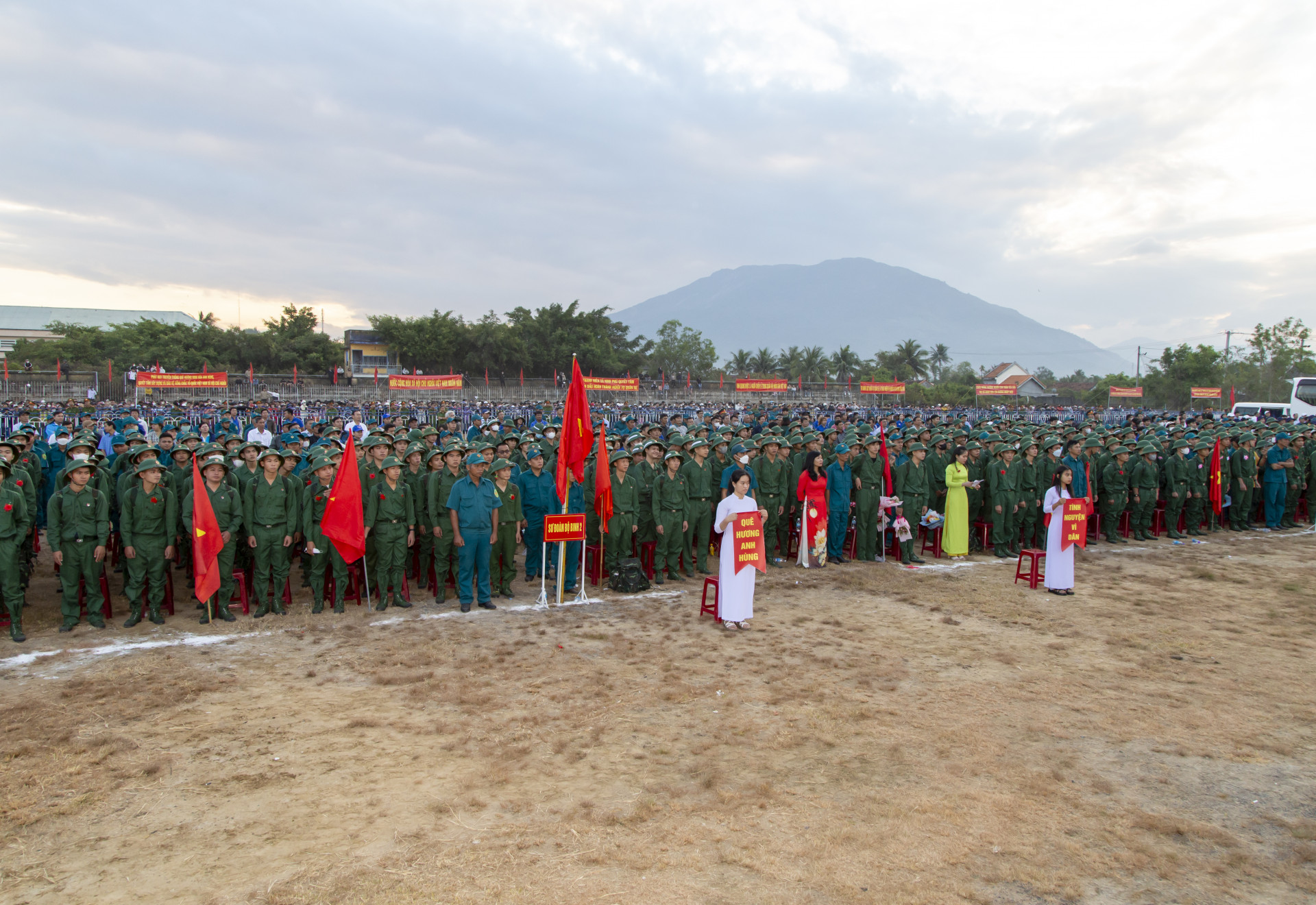 Quang cảnh lễ giao quân