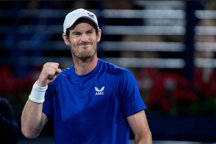 Chú gửi bài Tenis mới 
Ảnh: tay vợt cựu số một thế giới Andy Murray có trận đấu khó khăn 
