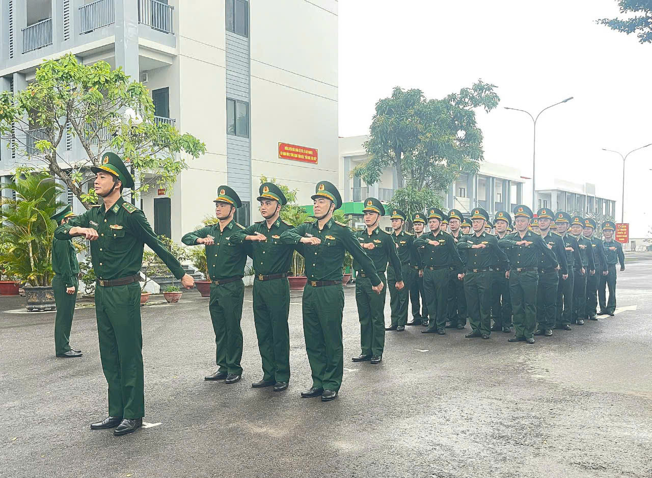 Bộ đội Biên phòng tỉnh: Tập duyệt đội ngũ sẵn sàng cho lễ ra quân huấn luyện năm 2025