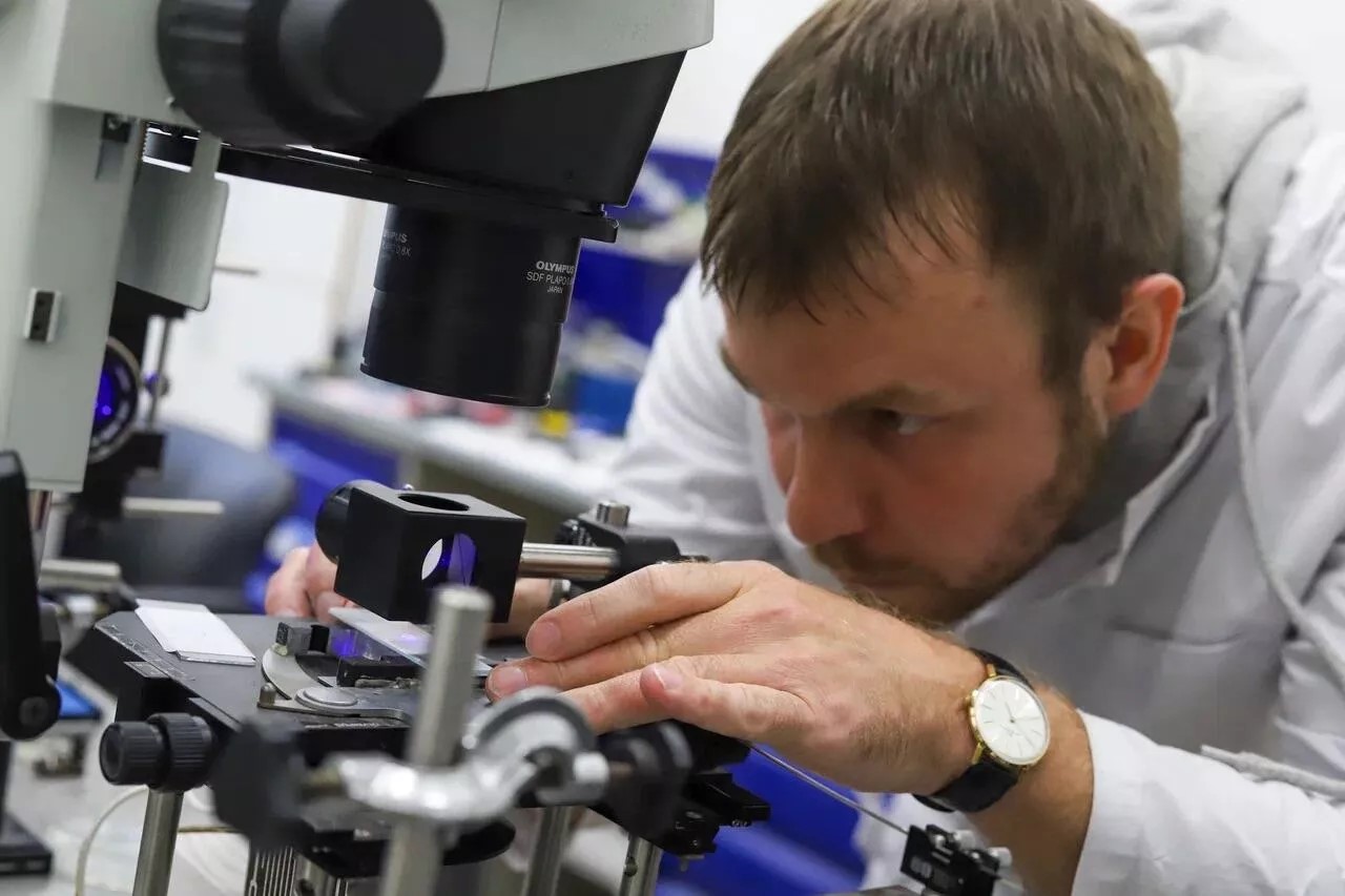 Các nhà khoa học Nga tạo ra con chip hoạt động mà không cần nguồn điện