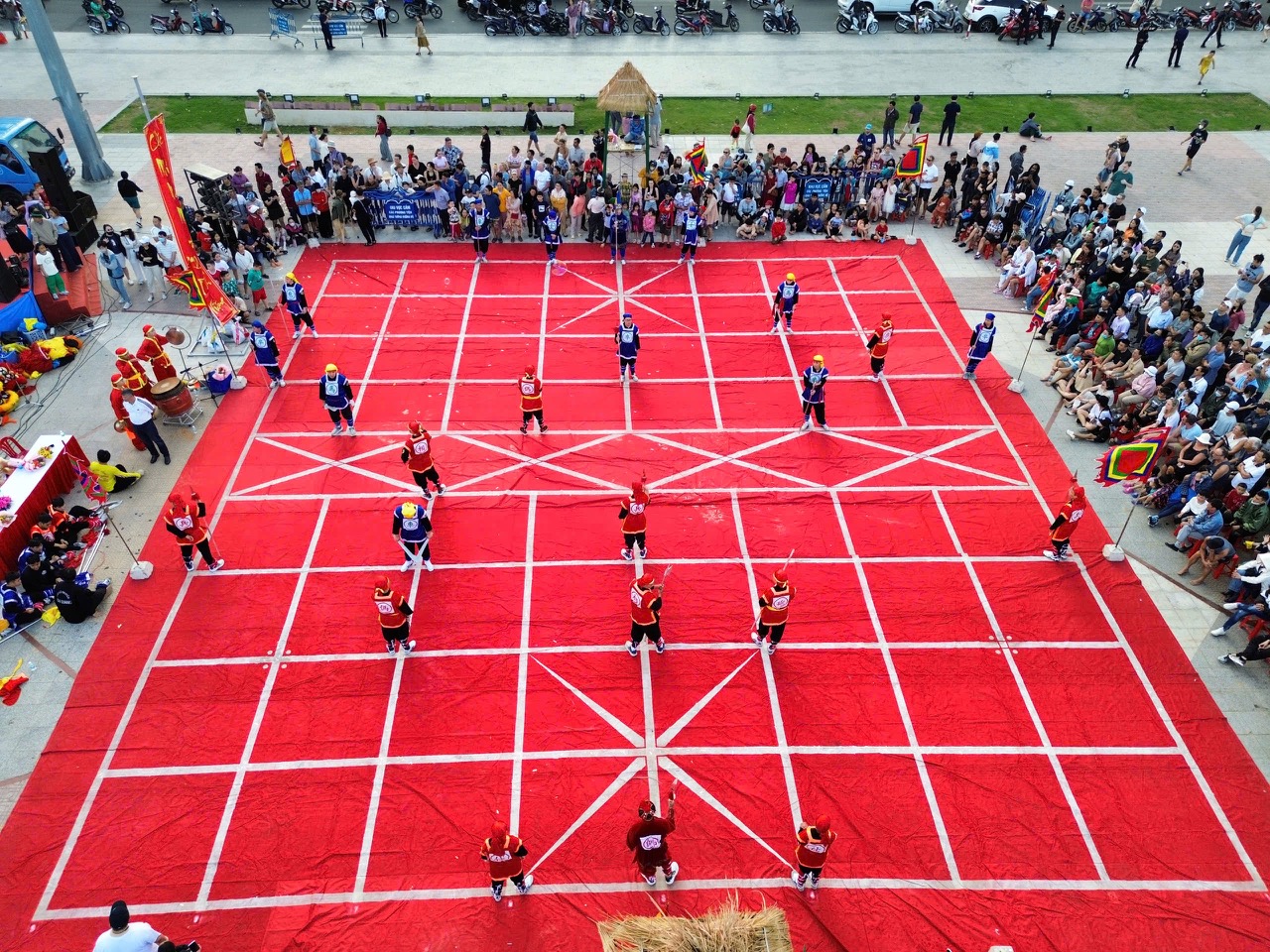 Human chess competition at 2-4 Square, Nha Trang City

