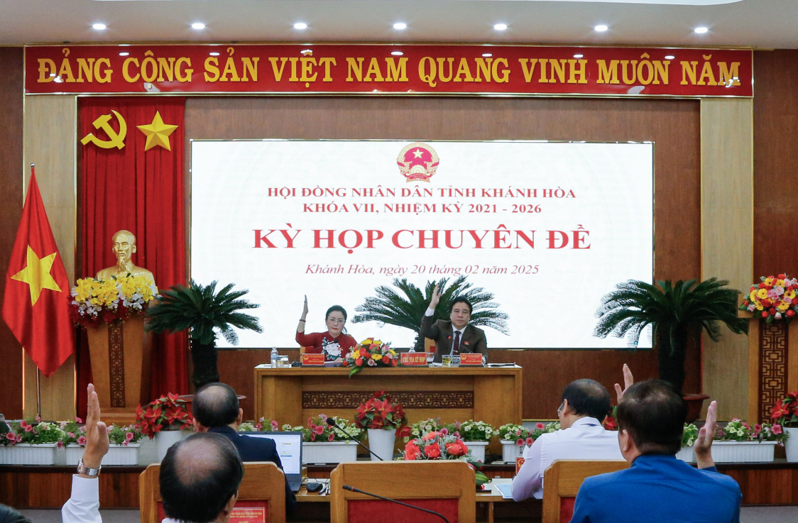 Miễn nhiệm chức vụ Phó Chủ tịch HĐND tỉnh Khánh Hòa khóa VII đối với ông Trần Mạnh Dũng