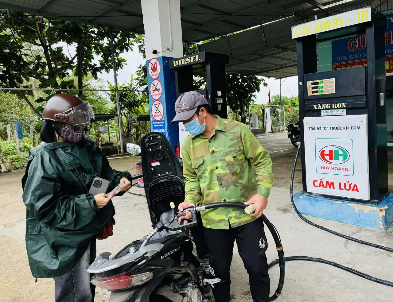 Tổng cục Thuế​​: Quyết liệt triển khai hóa đơn điện tử từng lần bán lẻ xăng dầu