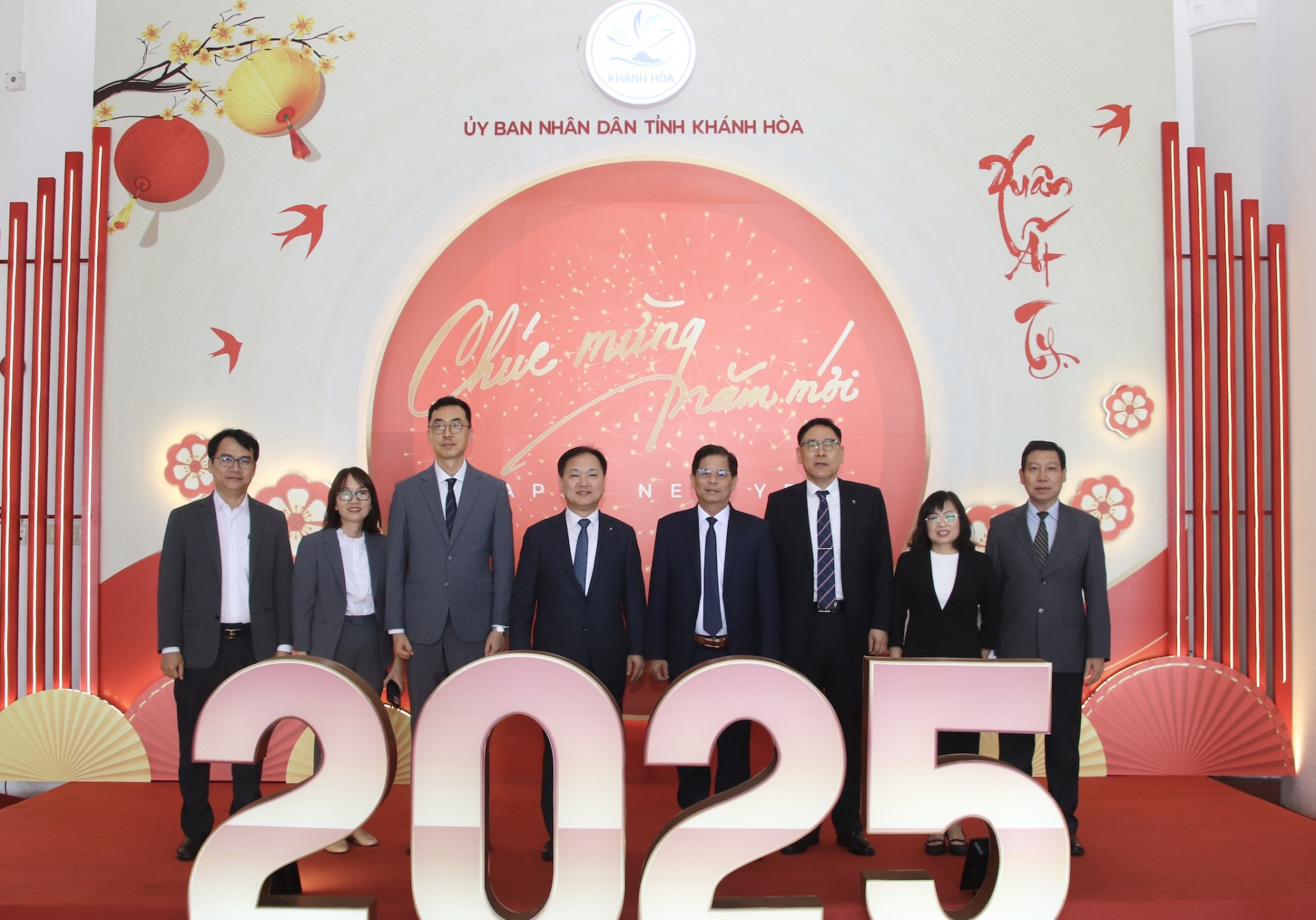 Chairman of the Provincial People’s Committee welcomes General Director of Hyundai Mipo