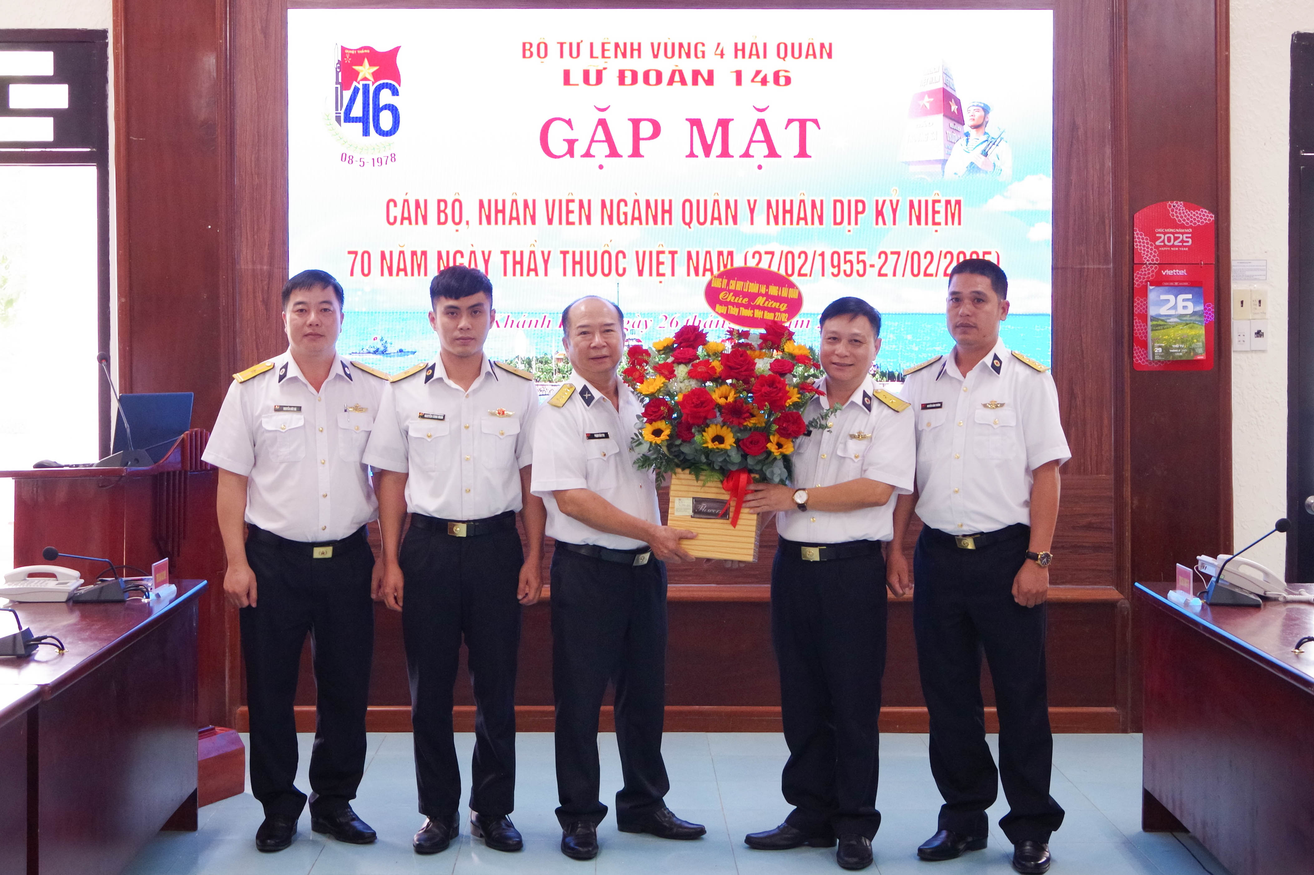 Các đơn vị trên quần đảo Trường Sa gặp mặt, chúc mừng các y, bác sĩ nhân Ngày Thầy thuốc Việt Nam