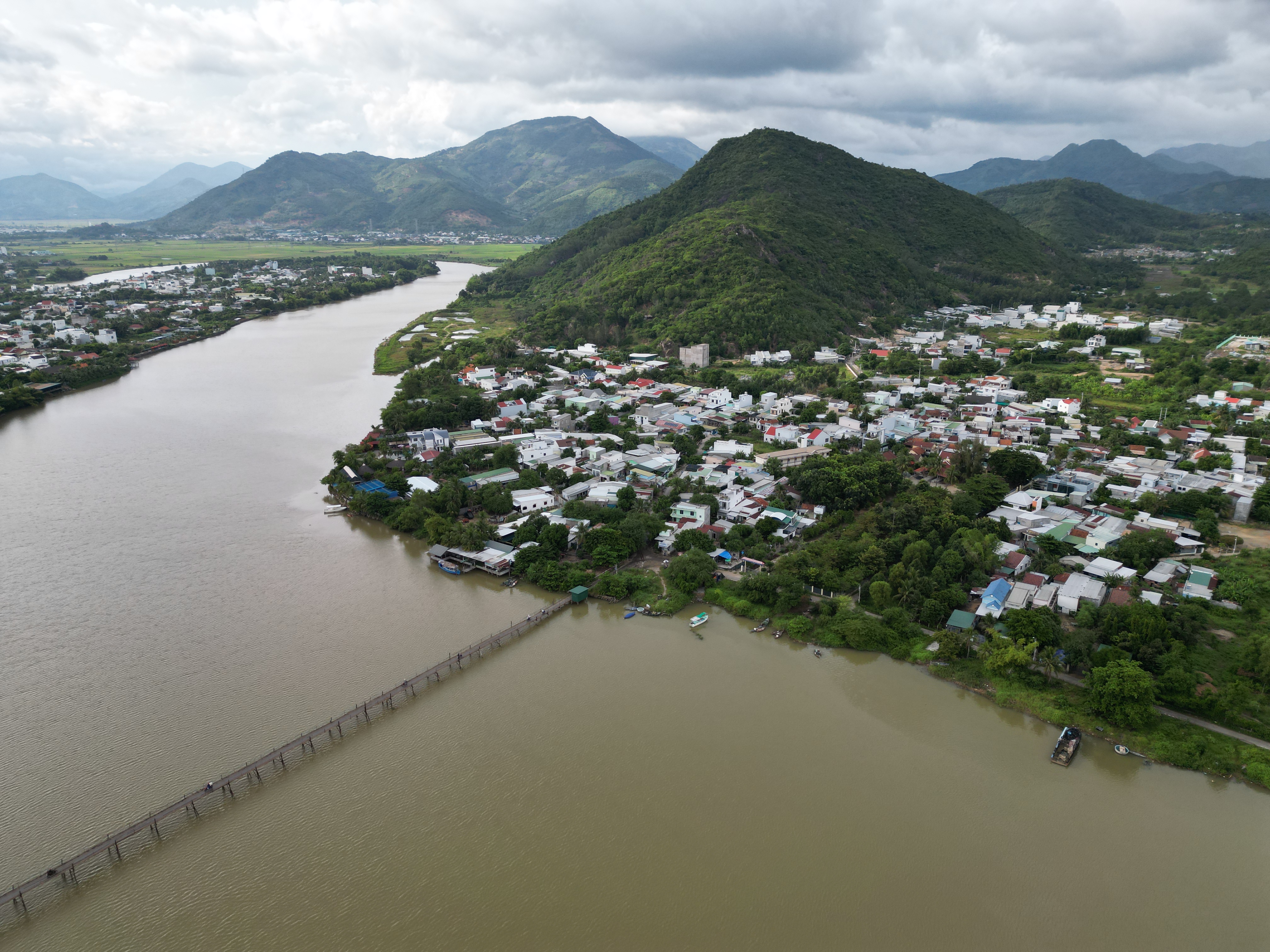 Phê duyệt đồ án điều chỉnh quy hoạch phân khu khu vực Hòn Nghê