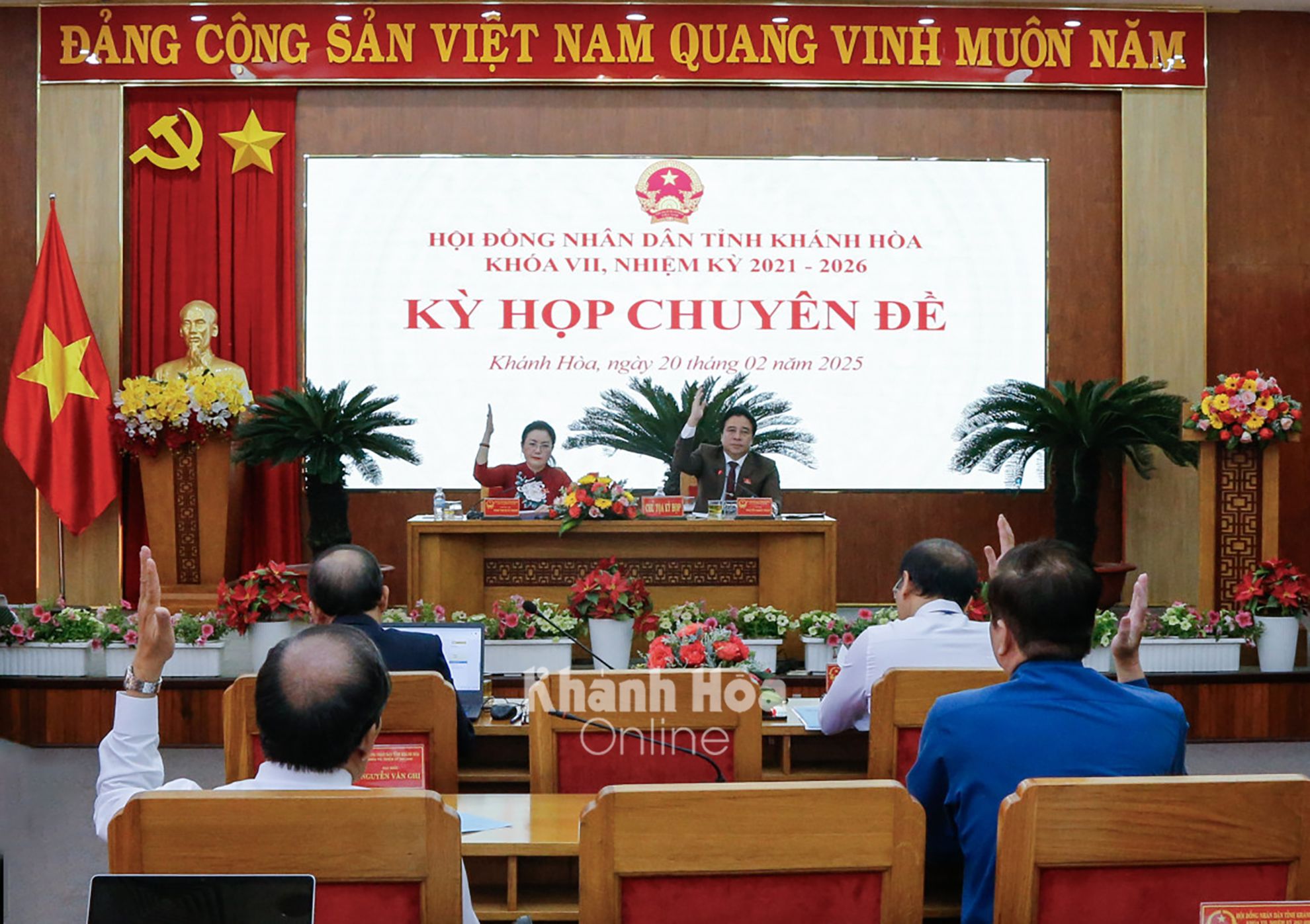 Miễn nhiệm chức vụ Phó Chủ tịch HĐND tỉnh Khánh Hòa khóa VII đối với ông Trần Mạnh Dũng