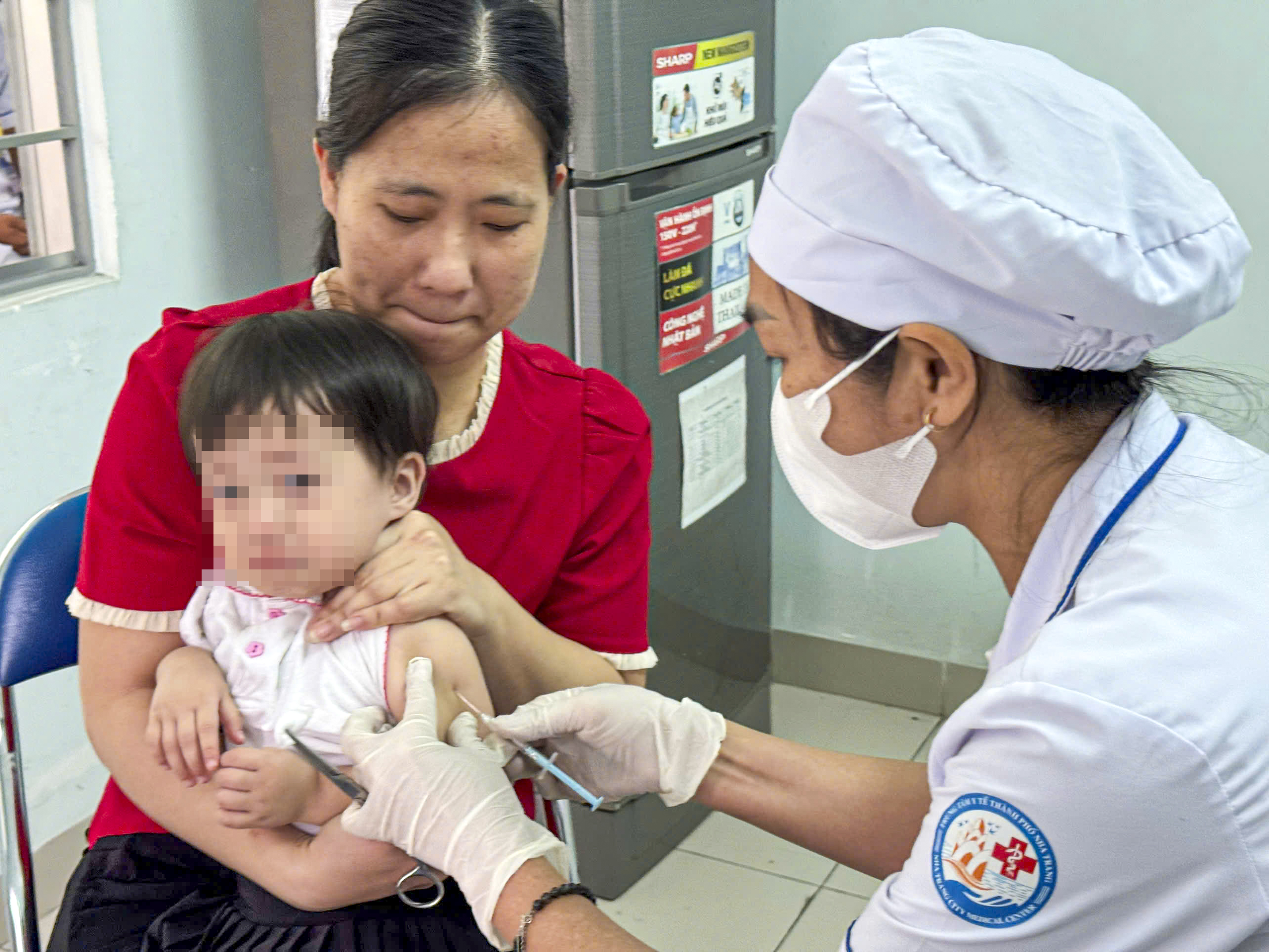 Đẩy mạnh tiêm chủng mở rộng phòng các bệnh truyền nhiễm