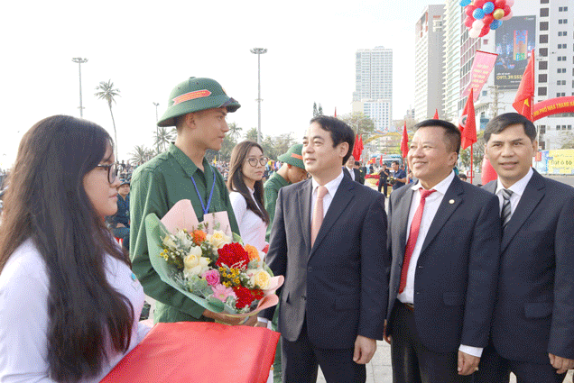 Podcast: Bản tin ngày 13-2