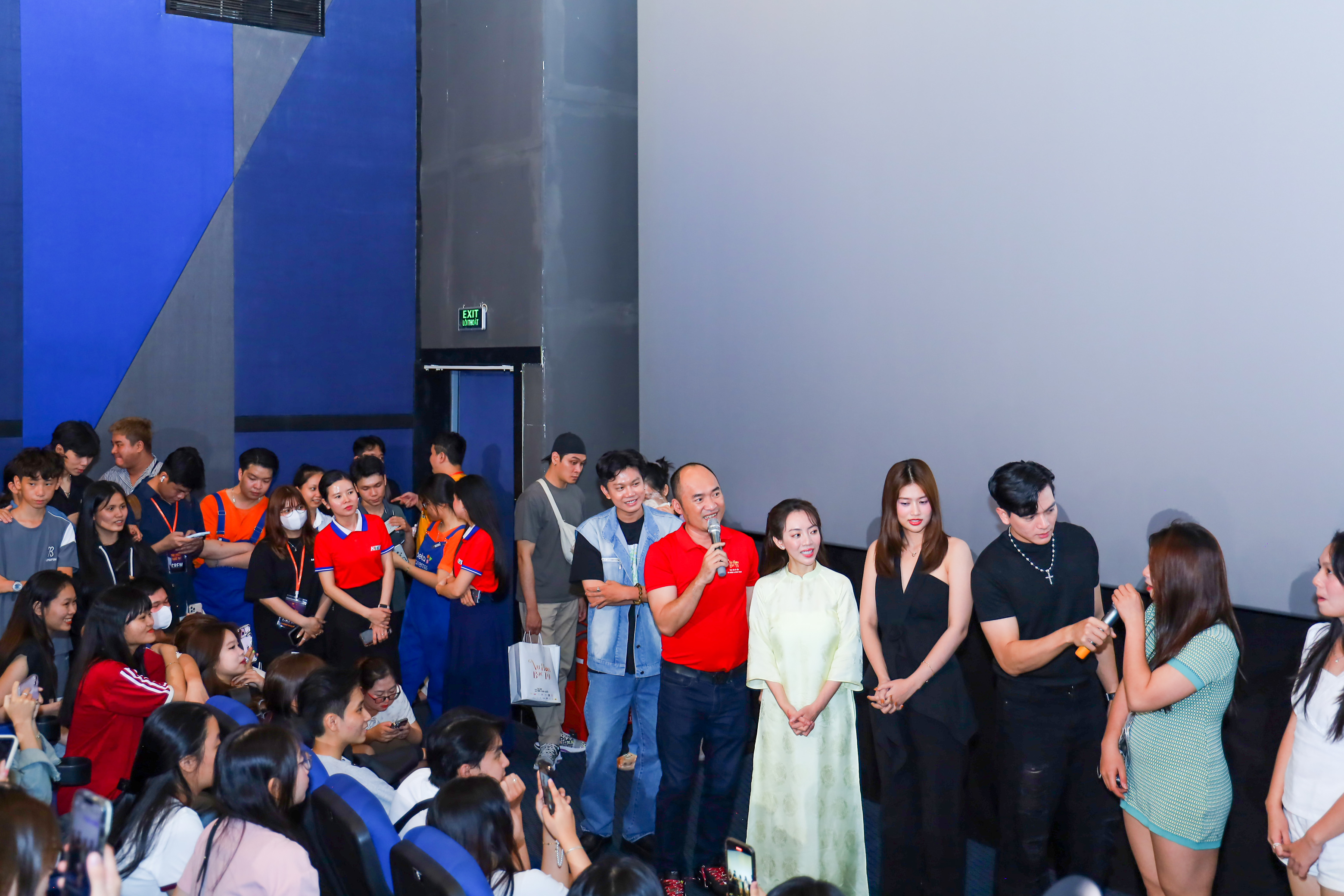 Để kéo khán giả đến rạp xem phim 