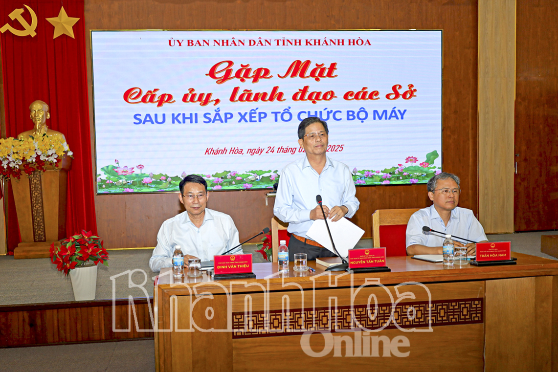 UBND tỉnh gặp mặt cấp ủy, lãnh đạo các sở sau sắp xếp tổ chức bộ máy