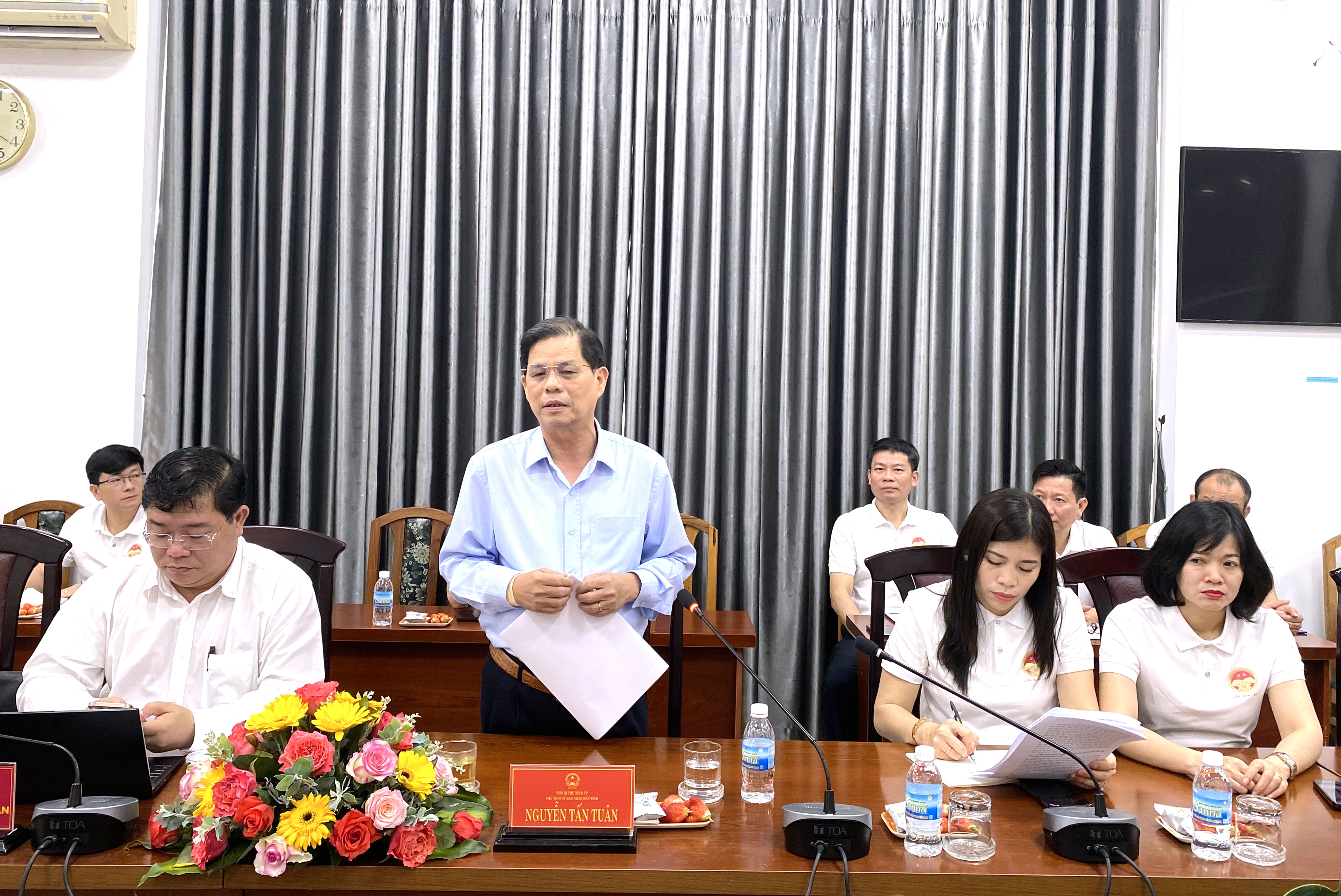 Chủ tịch UBND tỉnh Nguyễn Tấn Tuân tiếp đoàn nghiên cứu thực tế của Học viện Chính trị Quốc gia Hồ Chí Minh