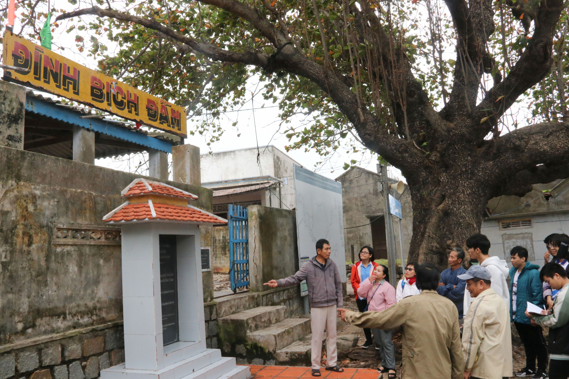 Bich Dam has a lot of potential to develop community tourism.