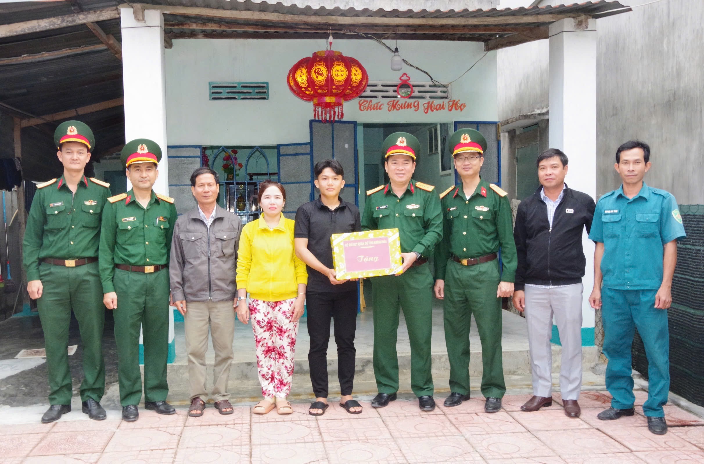 Sáng nay (13-2), tổ chức lễ giao nhận quân, tiễn 2.223 thanh niên lên đường nhập ngũ năm 2025