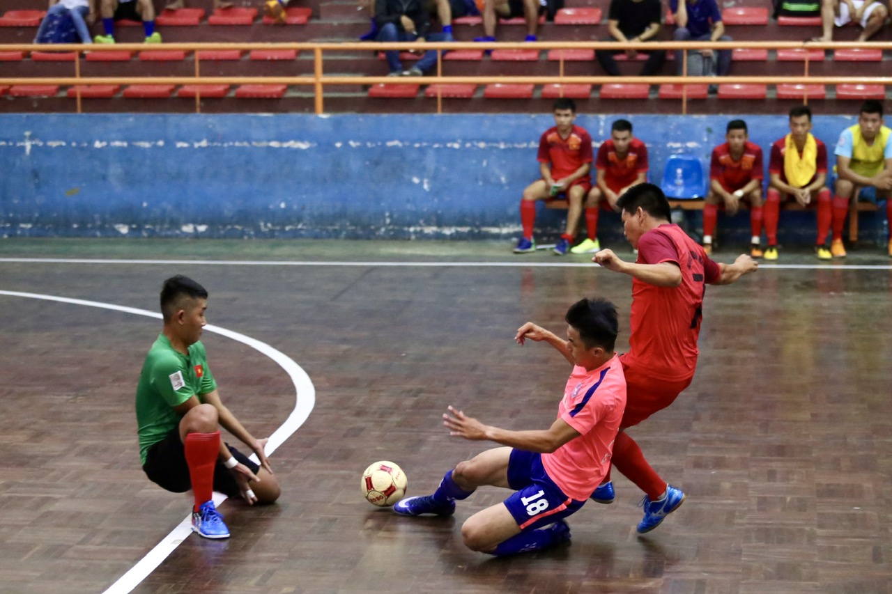 Trầm lắng futsal Khánh Hòa 
