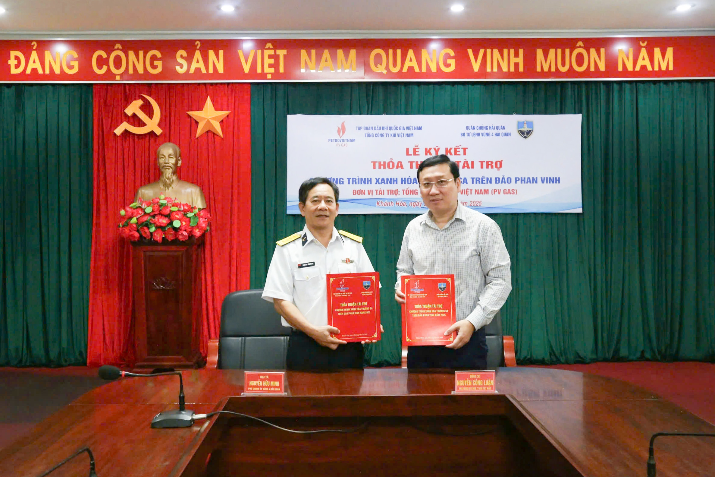 Chương trình "Xanh hóa Trường Sa": Được hỗ trợ trồng 260.000 cây xanh trên đảo Phan Vinh