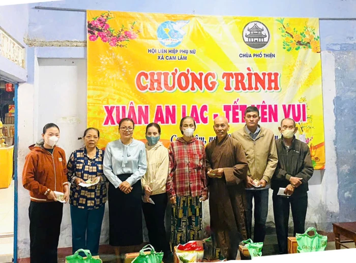 Hội Liên hiệp Phụ nữ xã Cam Lâm phối hợp tổ chức chương trình “Xuân an lạc - Tết yên vui”