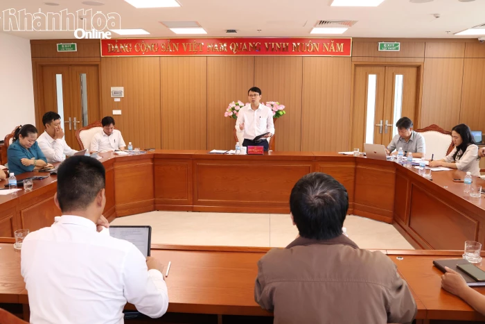 Phó Chủ tịch UBND tỉnh Khánh Hòa Nguyễn Thanh Hà họp Tổ giúp việc Nghị quyết số 57