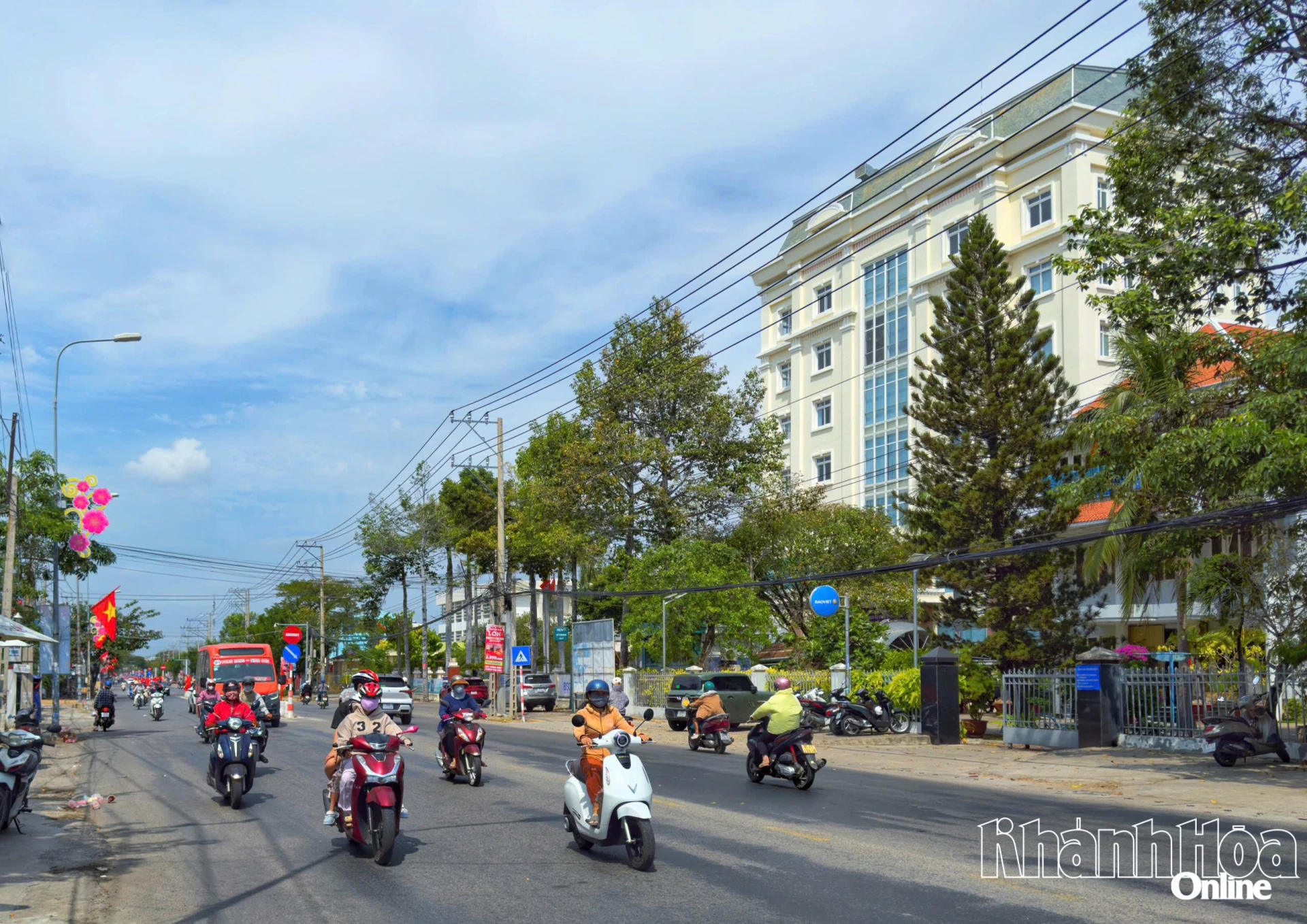 Đường 21 tháng 8. Ảnh: BẢO DUY