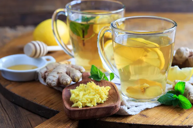 Uống trà gừng trước khi đi bộ buổi sáng có ích lợi gì?