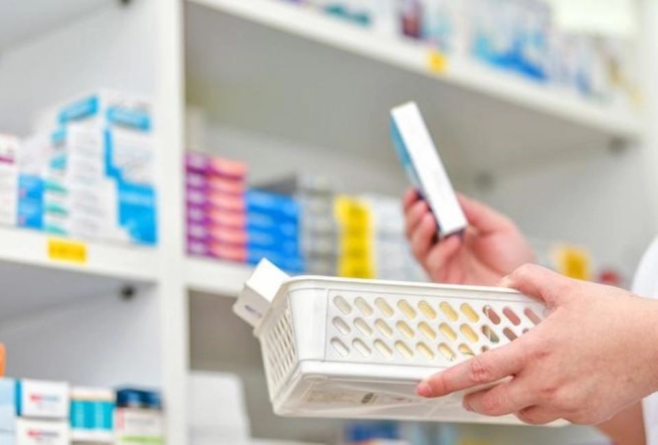 Những loại thuốc cần có trong nhà ngày Tết