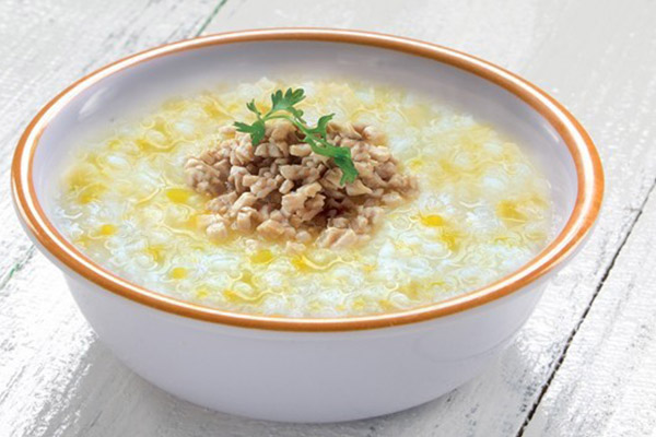 Cháo là một trong những món ăn lành mạnh cho trẻ.