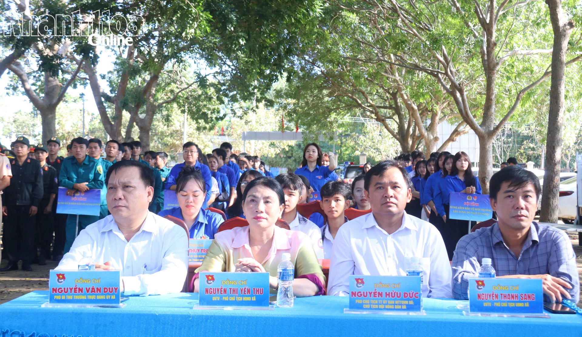 Lãnh đạo xã Phước Hậu tham dự buổi lễ.