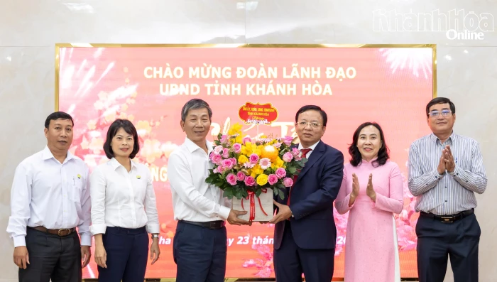 Phó Chủ tịch UBND tỉnh Lê Huyền thăm Công ty TNHH Một thành viên Xổ số kiến thiết Khánh Hòa