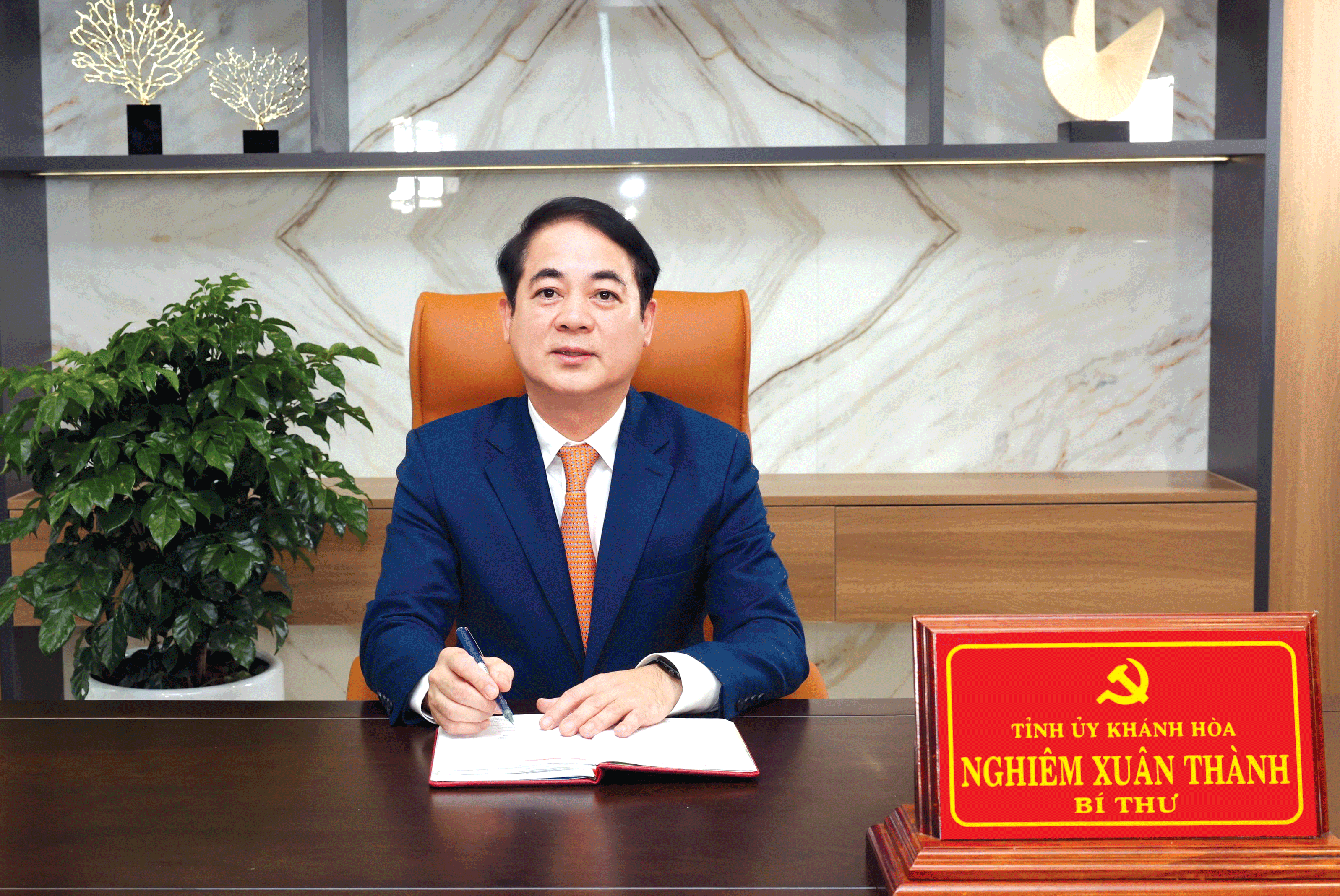 Đồng chí Nghiêm Xuân Thành - Ủy viên Trung ương Đảng, Bí thư Tỉnh ủy.