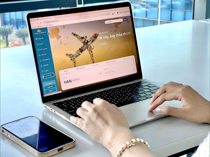 Vietnam Airlines khuyến nghị hành khách mua vé qua kênh chính thức dịp Tết Nguyên đán