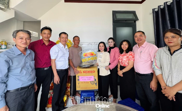 Phường Đông Hải bàn giao 3 nhà Đại đoàn kết cho hộ có hoàn cảnh khó khăn