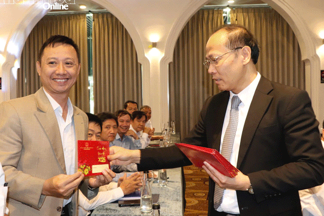 Podcast: Bản tin ngày 5-2