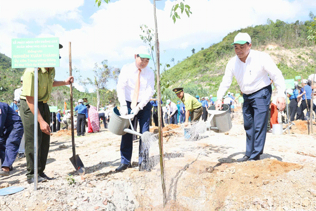 Podcast: Bản tin ngày 23-2