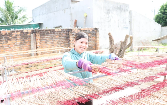 Giữ hương trầm xứ biển