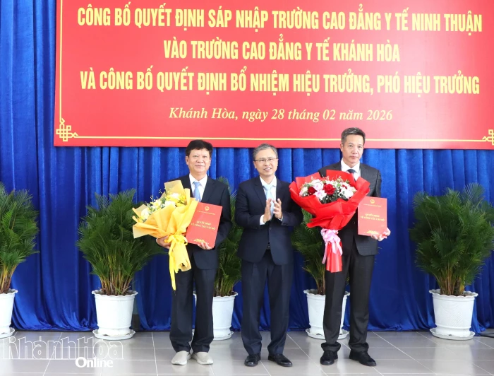 Sáp nhập Trường Cao đẳng Y tế Ninh Thuận vào Trường Cao đẳng Y tế Khánh Hòa