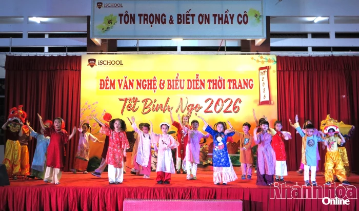 Trường iSchool Nha Trang tổ chức đêm văn nghệ gây quỹ từ thiện